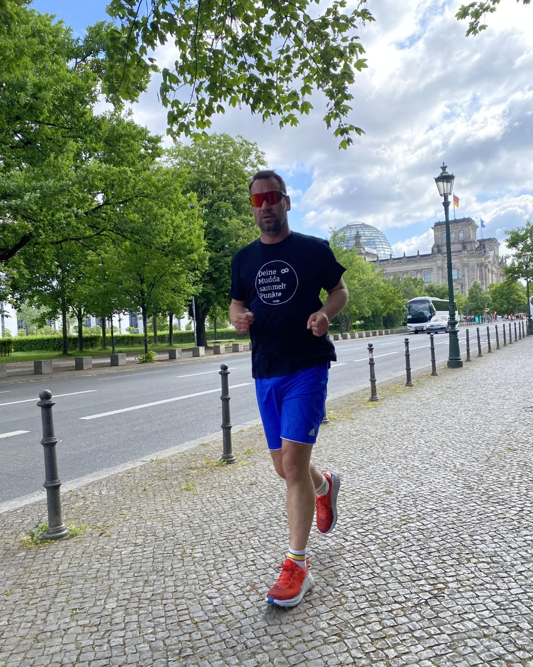 Sven Der Praktikant beim Lauftraining